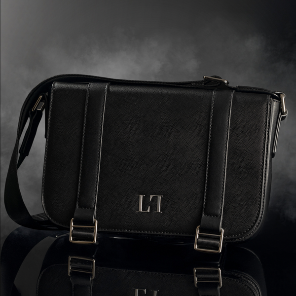 Exquisite - Messenger Bag | Black